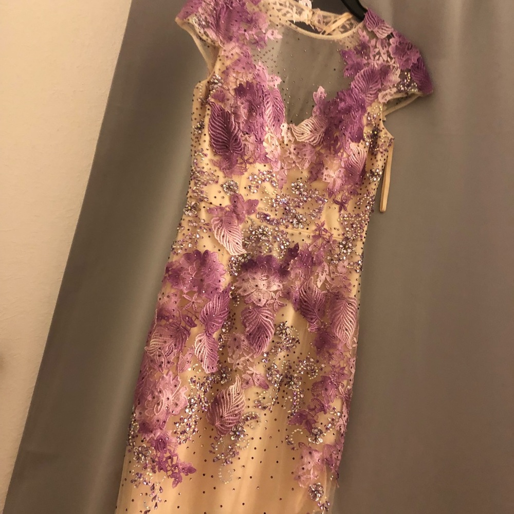 Prom gown - Picture 2 of 4